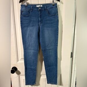 KanCan Women’s Dark Blue Skinny Jeans